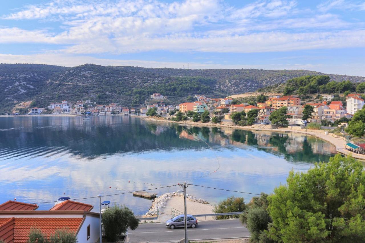 Apartments By The Sea Marina, Trogir - 9035 Exterior foto